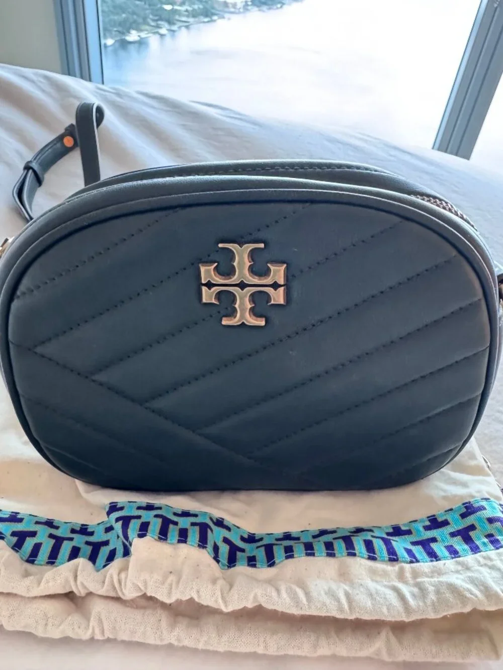 Tory Burch Kira Chevron Small Camera Bag Forest Green 90450